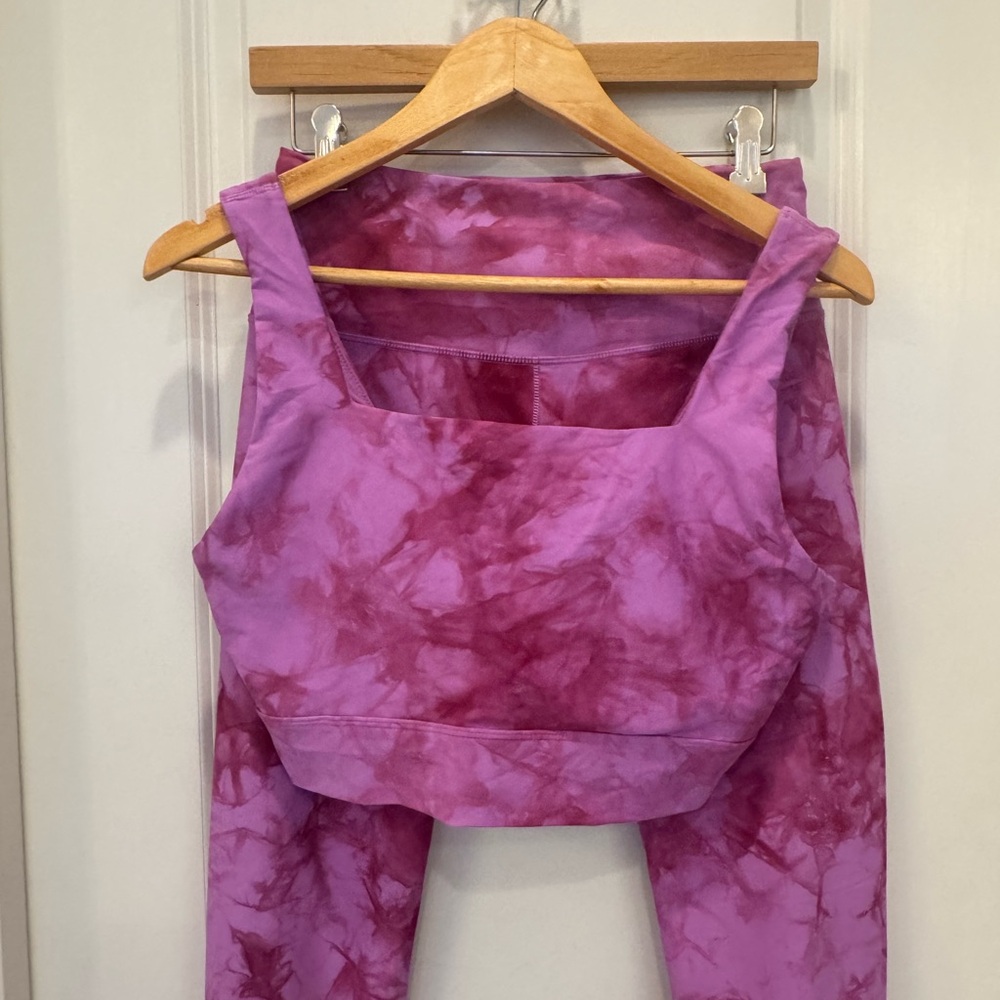 Pink Sleeveless Crop Tank Top and leggings